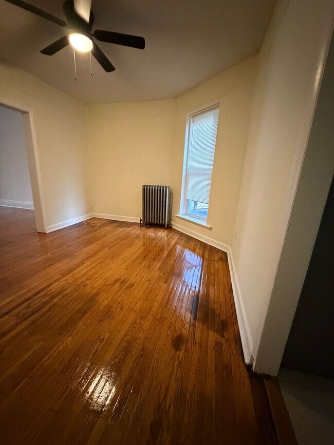 Building Photo - Section 8 approved! Newly renovated 4 bedroom, 1.5 bath