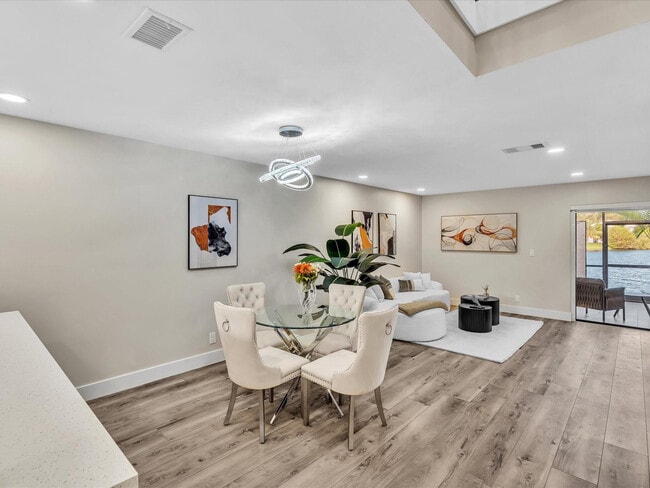 Building Photo - 1381 NW 99th Ave