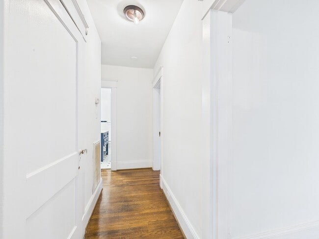 Building Photo - 4222 Chamberlayne Ave