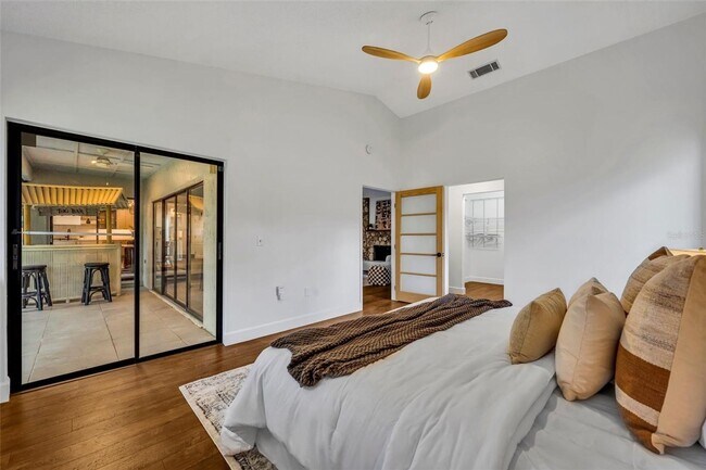 Building Photo - Beautiful Winter Park home