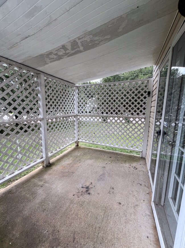 Building Photo - 1119 Cloister Pl