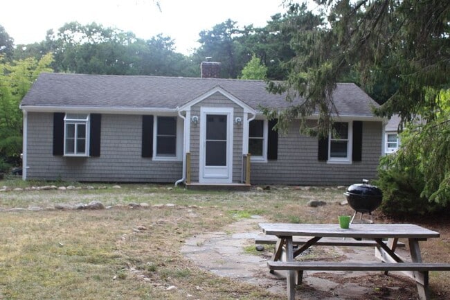 Building Photo - 69 Ploughed Neck Rd