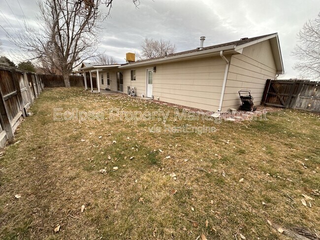 Building Photo - 637 Avalon Ct