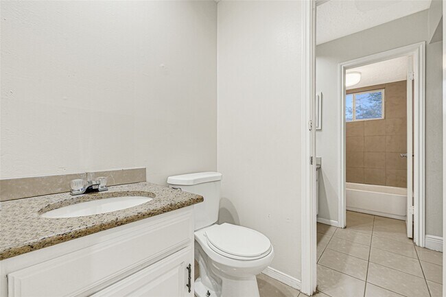 Building Photo - 5538 Fairview Forest Dr