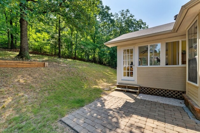 Building Photo - Lakewood rental!