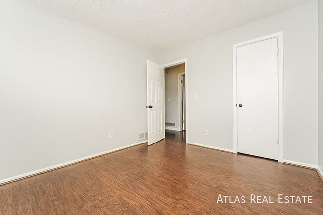 Building Photo - 19779 E Dartmouth Ave