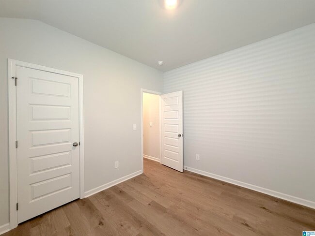 Building Photo - 155 CHALLENGER Way
