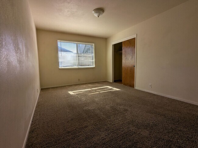 Building Photo - 1928 8th St