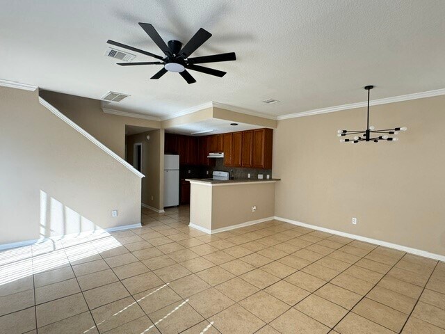 Building Photo - 3817 Shire Valley Dr
