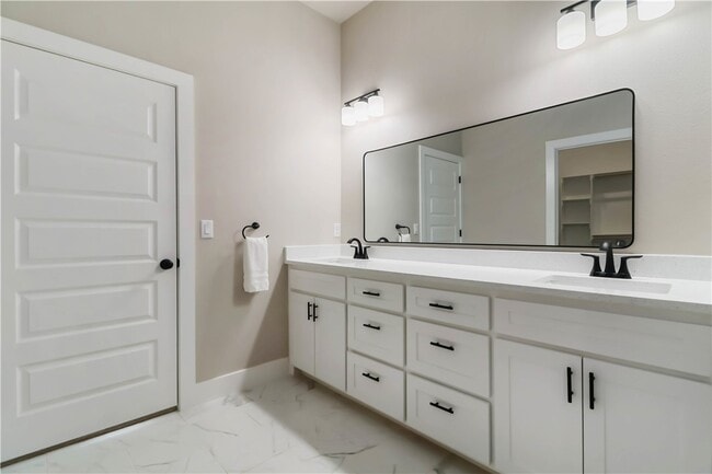 Building Photo - 500 Apollo Dr