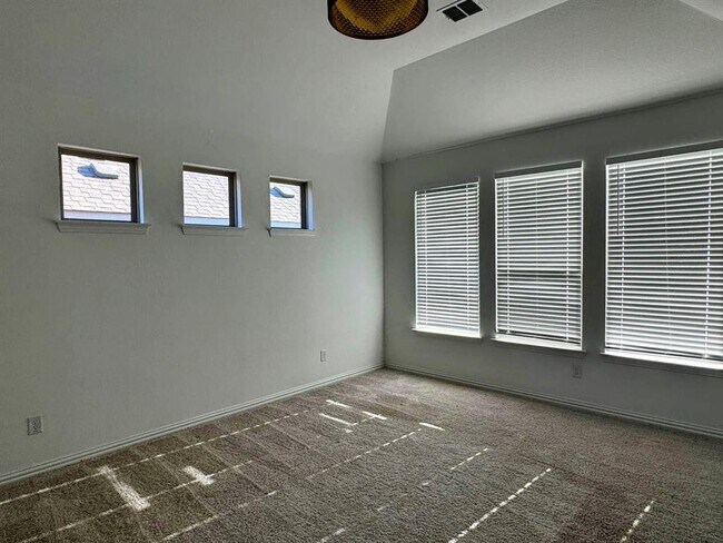 Building Photo - 1344 Ridge Runner Dr