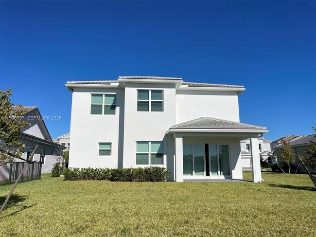 Building Photo - 14982 RedCove Pl