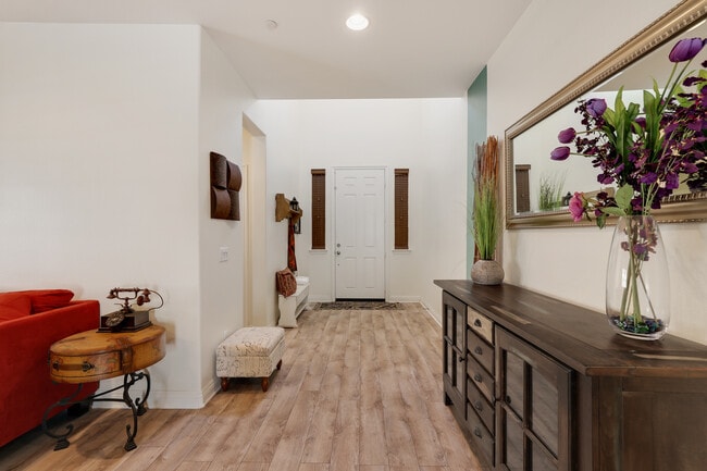 Building Photo - 30916 Snowberry Ln