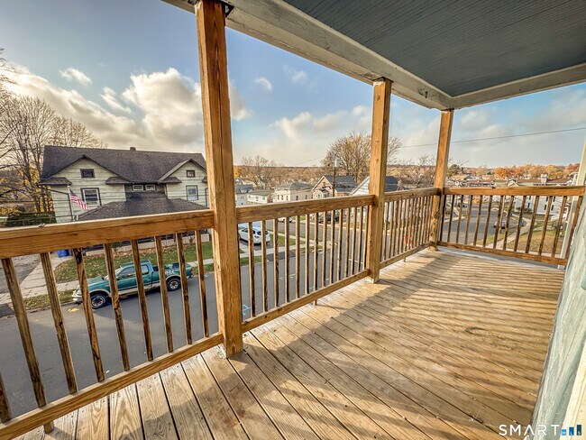 Building Photo - 74 Stewart St