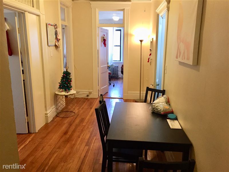 Building Photo - 1109 Boylston St