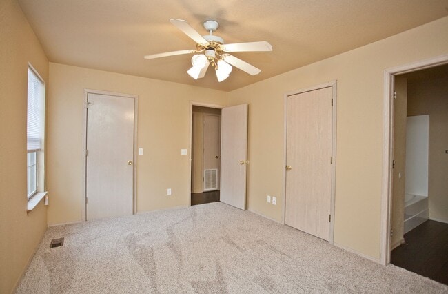 Building Photo - 2484 N Brophy Cir