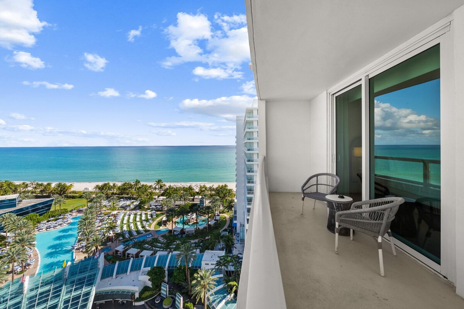 Building Photo - 4441 Collins Ave