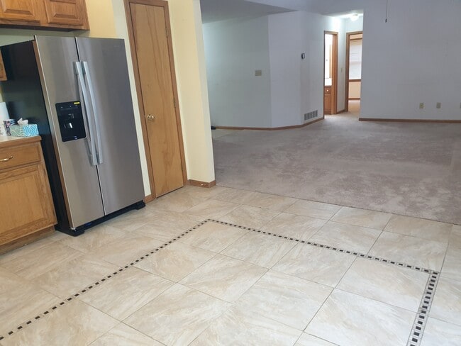 Building Photo - 2811 Winterbrook Cir