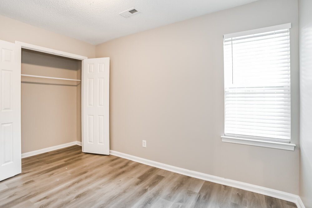 Building Photo - 941 Milkwood Ln