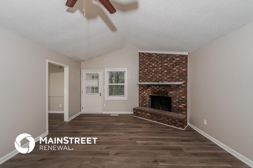 Building Photo - 1729 Tall Oak Cir