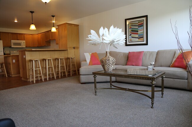 Building Photo - 315 E Main St