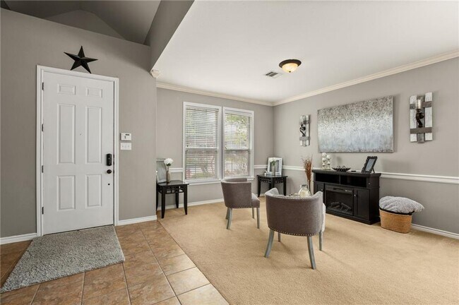 Building Photo - 2800 Mission Tejas Dr