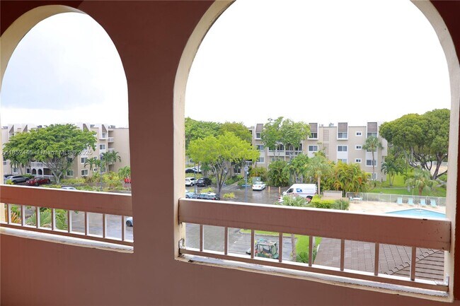 Building Photo - 7815 Camino Real
