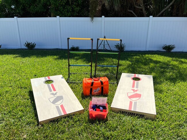 Building Photo - 6 Palmetto Dr