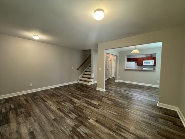 Building Photo - 3 Bedroom Near Downtown Wake Forest