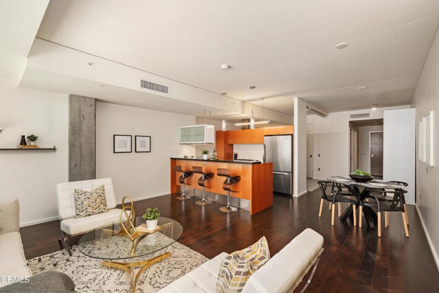 Building Photo - 1155 S Grand Ave