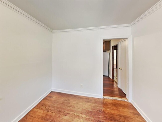 Building Photo - 816 Gertrude Pl NW