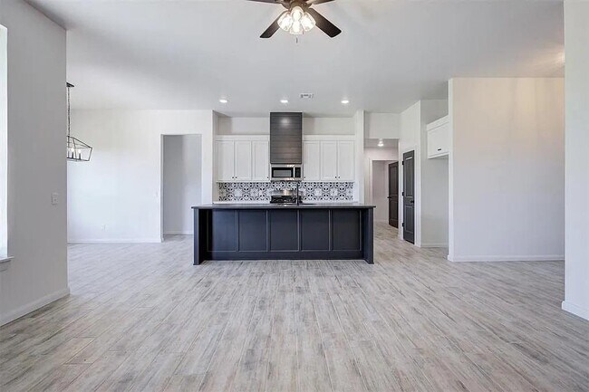 Building Photo - 2008 W Flintlock Wy