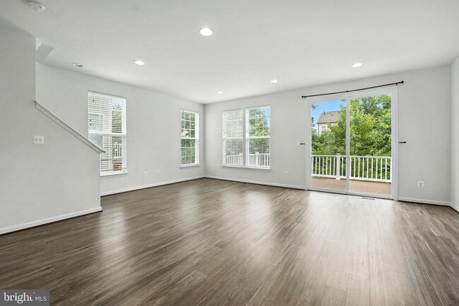 Building Photo - 8162 Agnes Ln