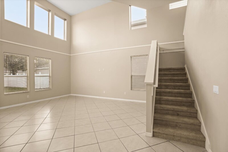 Building Photo - 14214 Prunningwood Pl