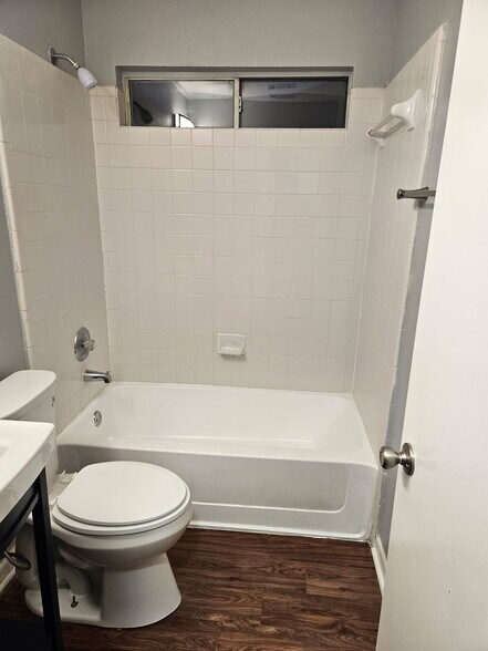 2nd Bathroom - 511 Brian Ln