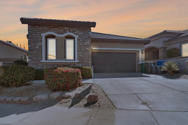 Primary Photo - 82833 Odlum Dr