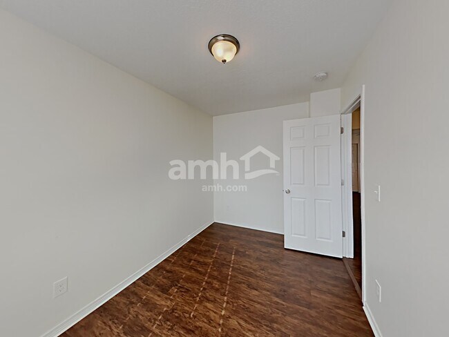 Building Photo - 3372 W 1050 N