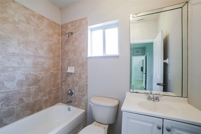 Building Photo - 10131 W Indigo St