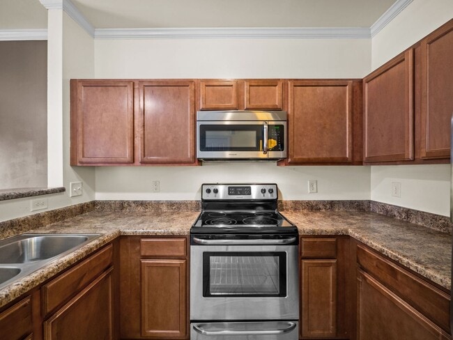 Building Photo - Welcome to Carolina Forest!