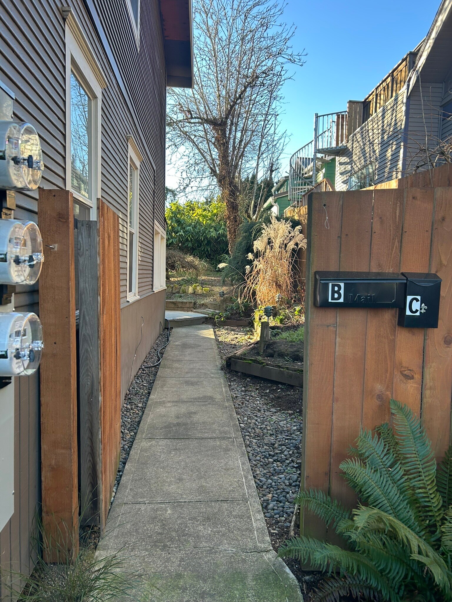 Building Photo - 3440 SW Falcon St