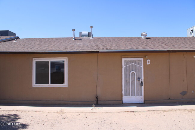 Building Photo - 1368 Reid Rd