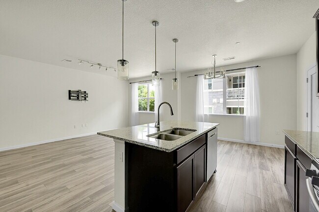 Building Photo - $2,199- 2 Bed, 2 Bath Ground Floor Condo with AC, and In Unit Laundry!