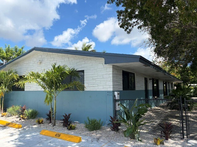 Building Photo - 408 SW 8th St
