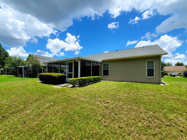 Building Photo - 3BR Orlando Home with Community Pool in De...