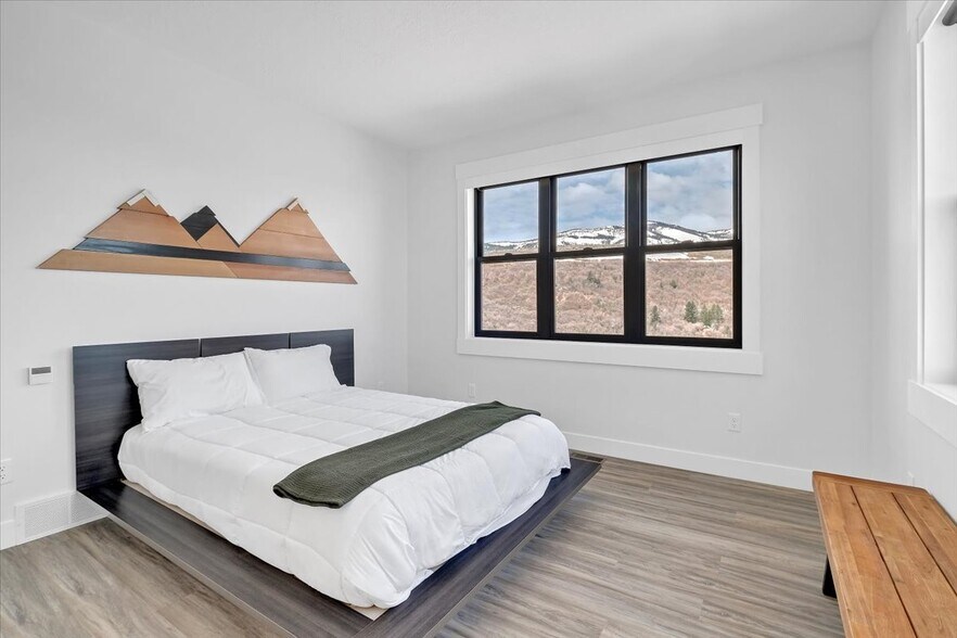 Building Photo - 1237 Sculpin Loop