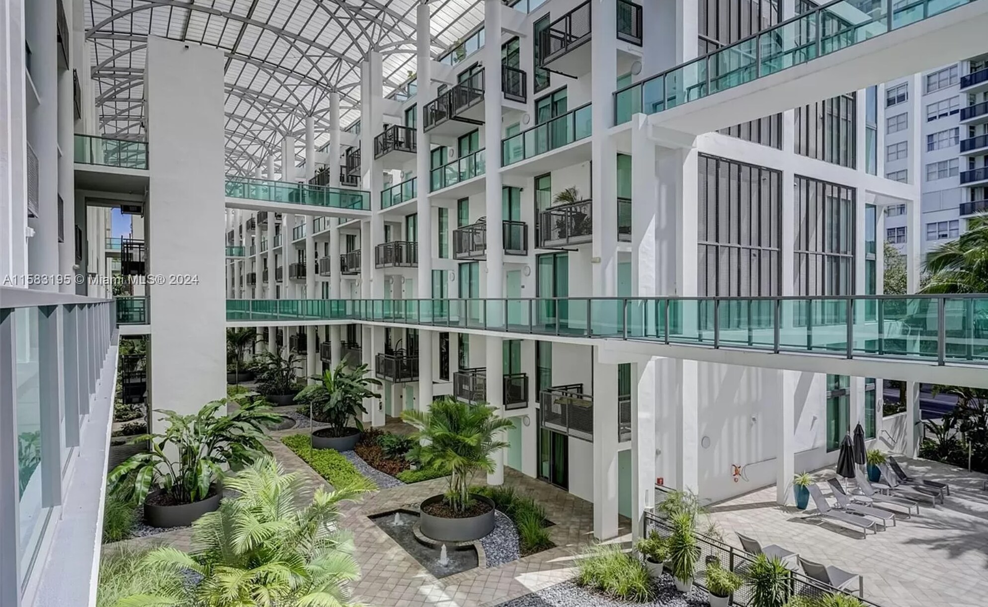 Building Photo - 6000 Collins Ave