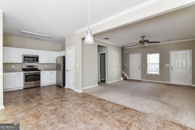 Building Photo - 4746 Autumn Rose Trail