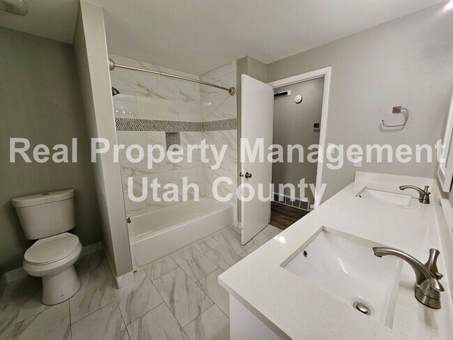 Building Photo - 1474 N 375 W