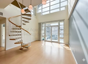 Building Photo - 1 Lakeside Dr