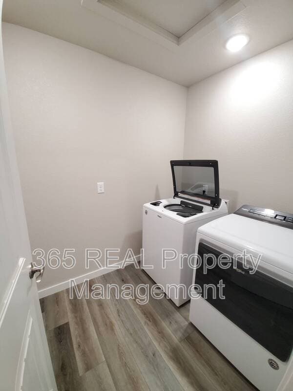 Building Photo - 1721 Westward Cir
